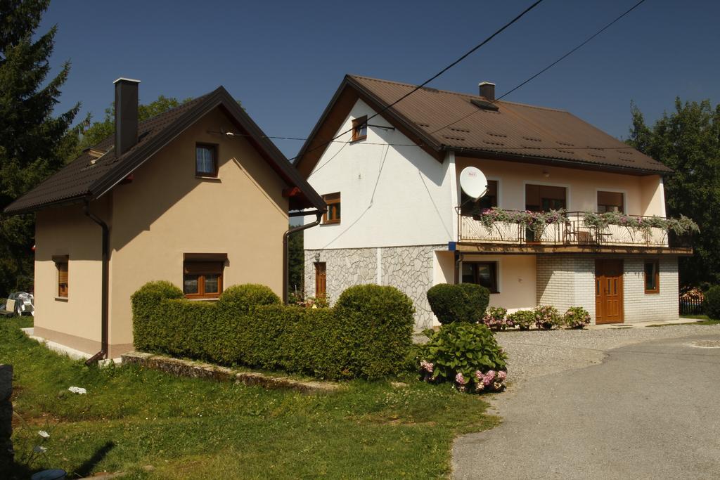 Hotel House Drakulic Korenica Exterior foto