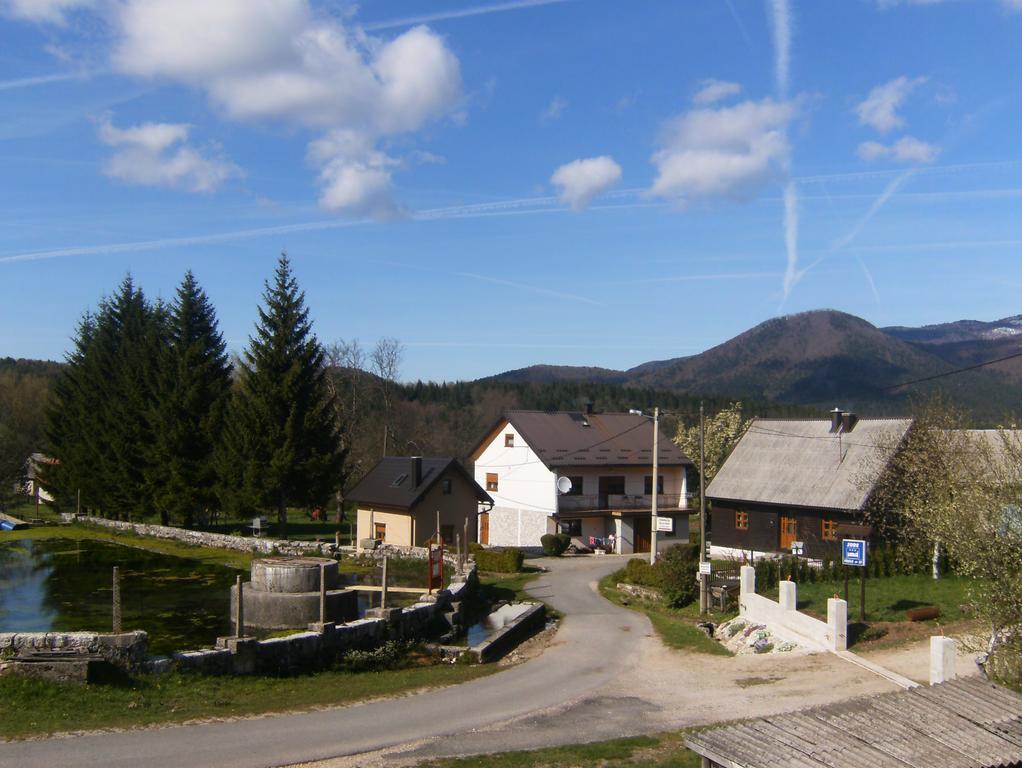 Hotel House Drakulic Korenica Exterior foto